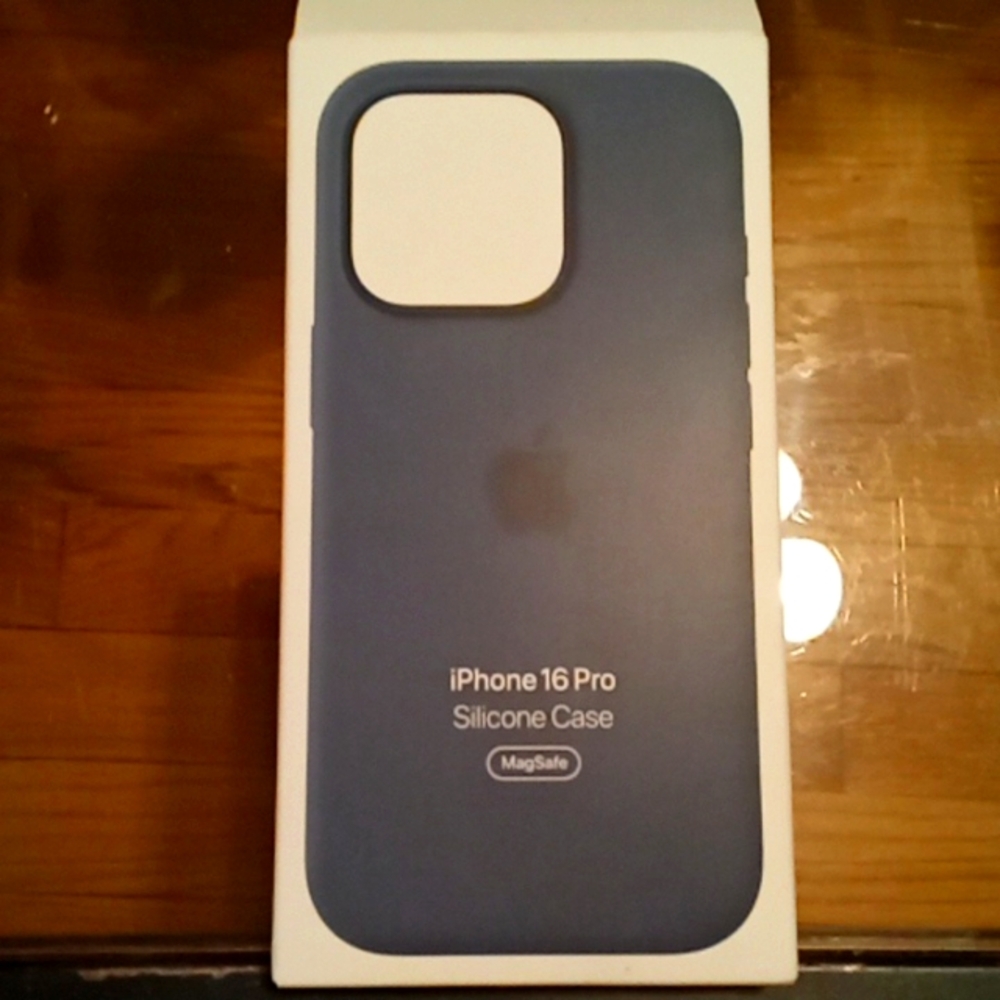 Iphone 16 pro silicone case